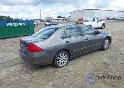 2007 Honda Accord 3.0 Ex z USA, uszkodzony, nr VIN 1HGCM668X7A060665